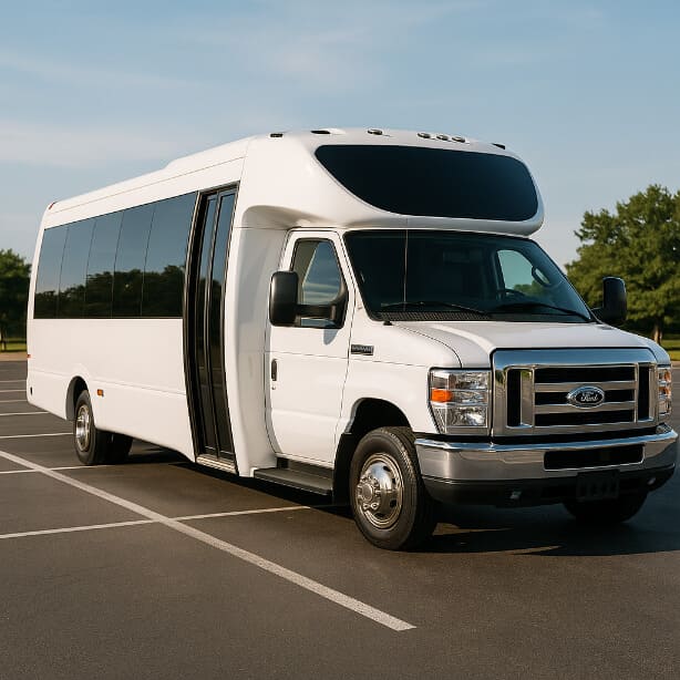 Lynchburg Minibus Company 20 Passenger Minibus