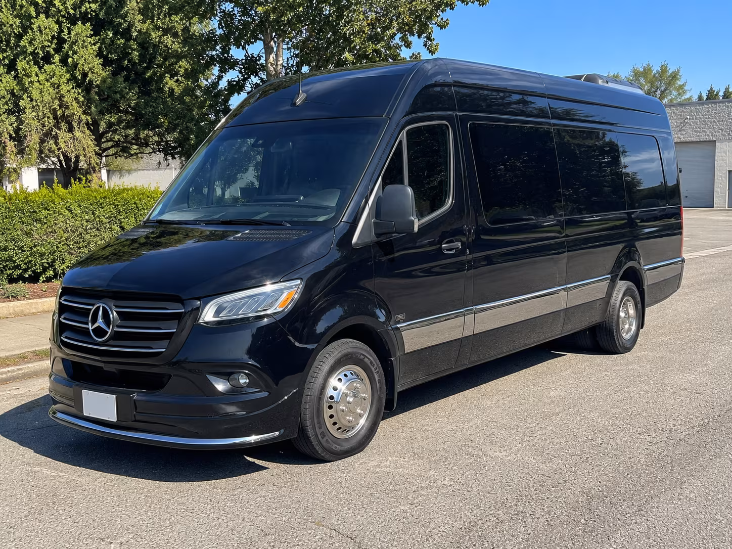 book the perfect ride for your next corporate event 5