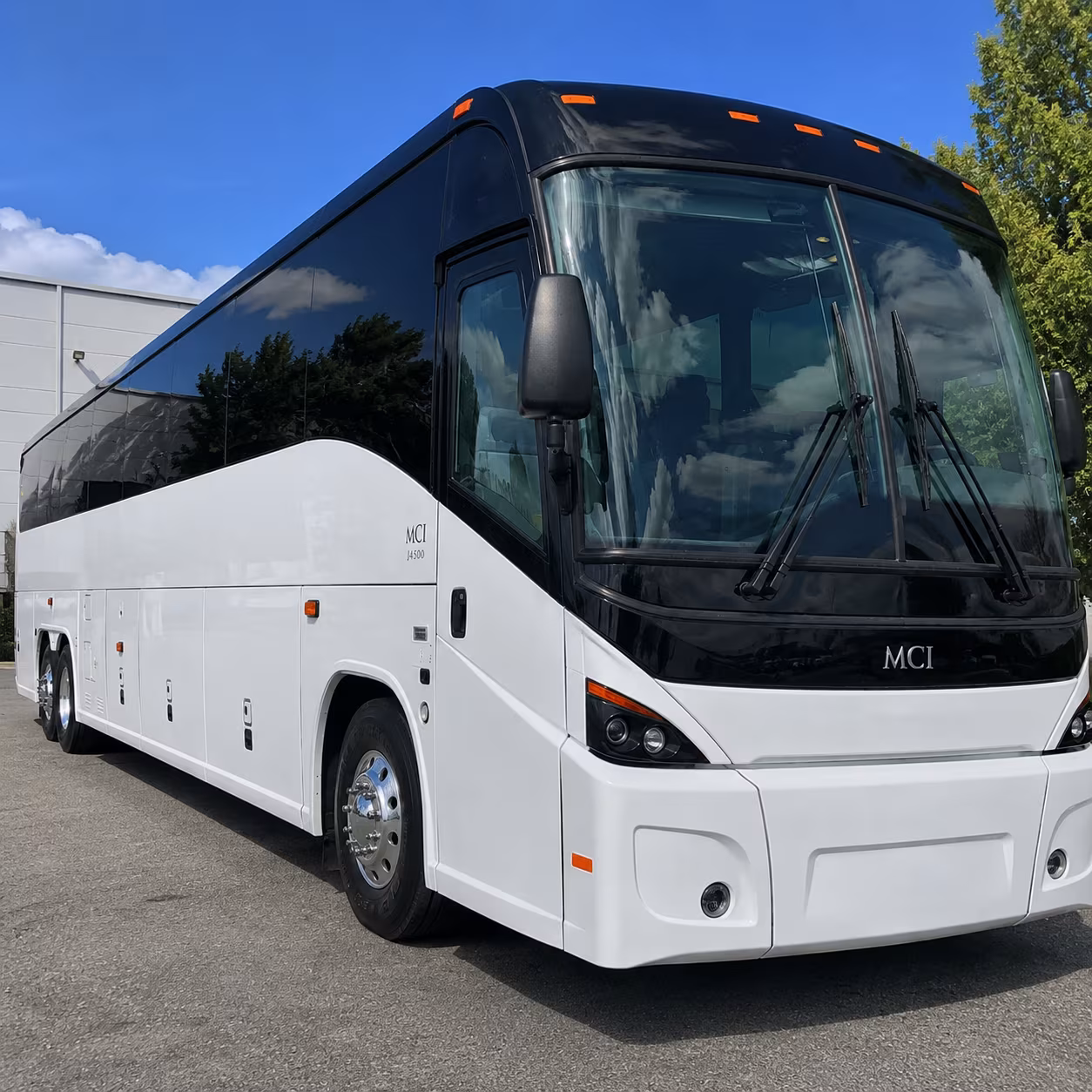 book the perfect ride for your next wine tour 1
