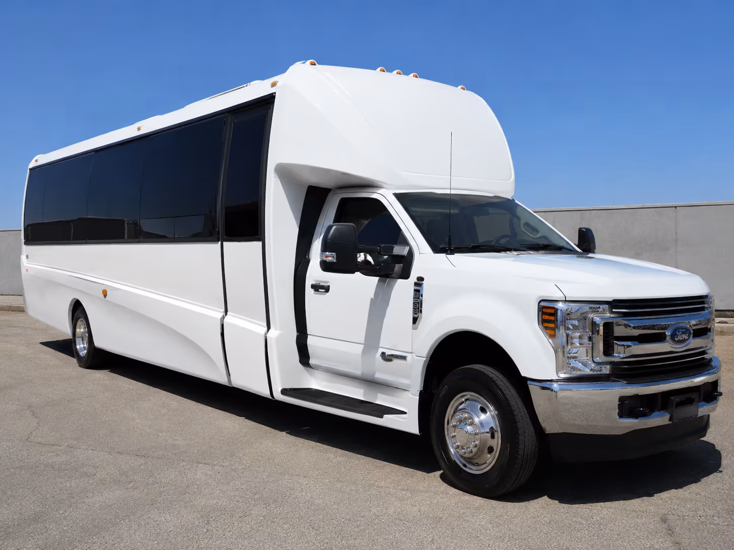 book the perfect ride for your next wine tour 2