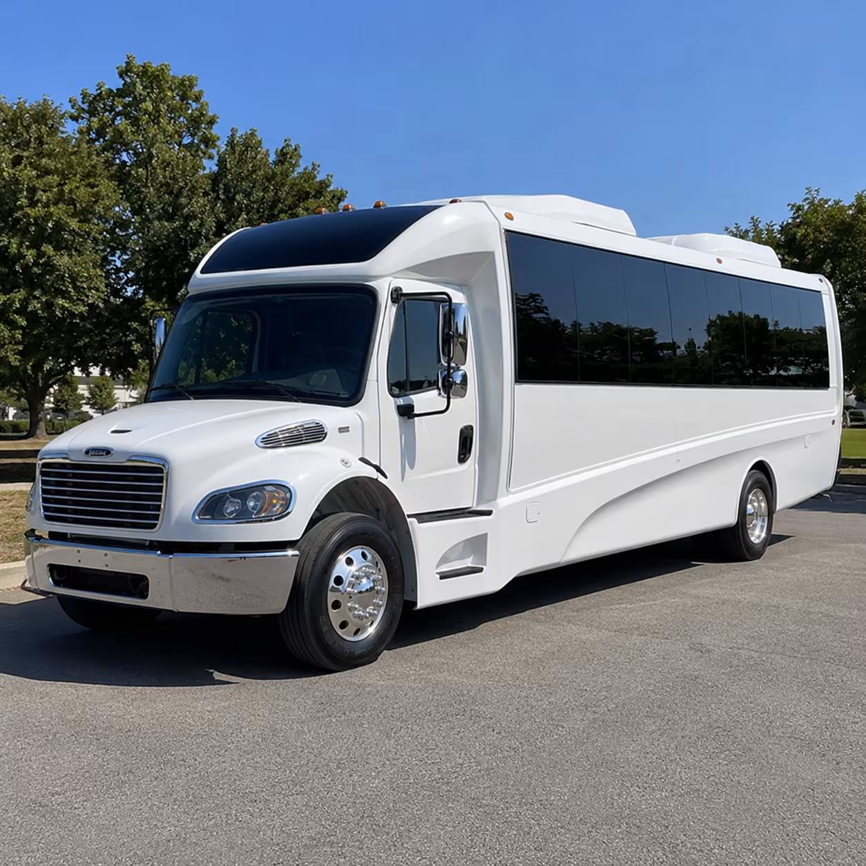 lynchburg 20 passenger minibus