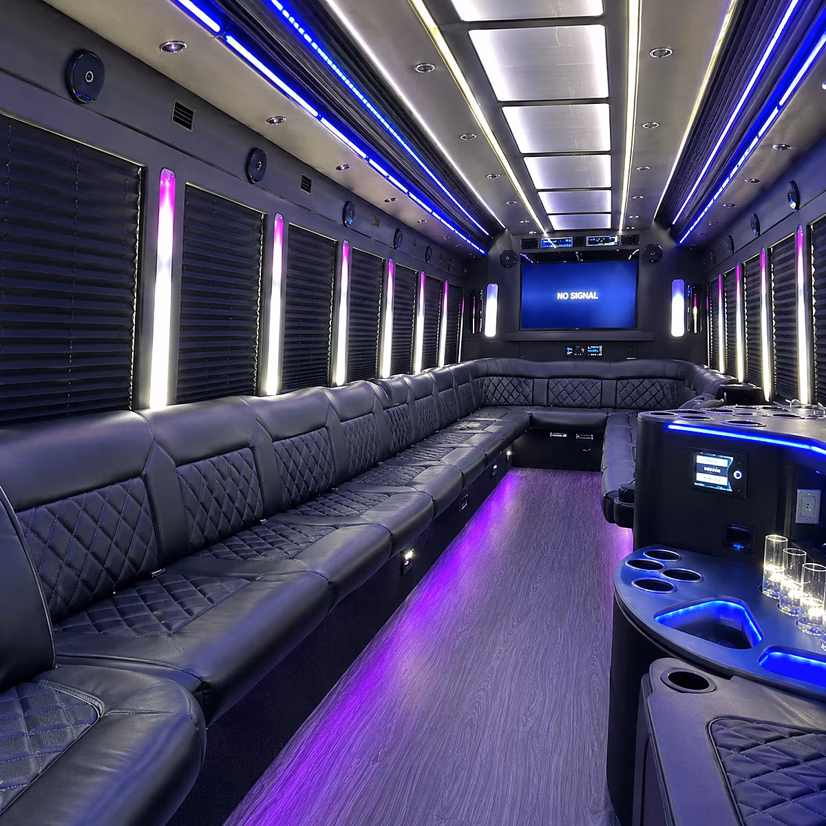 lynchburg 30 passenger party bus inside