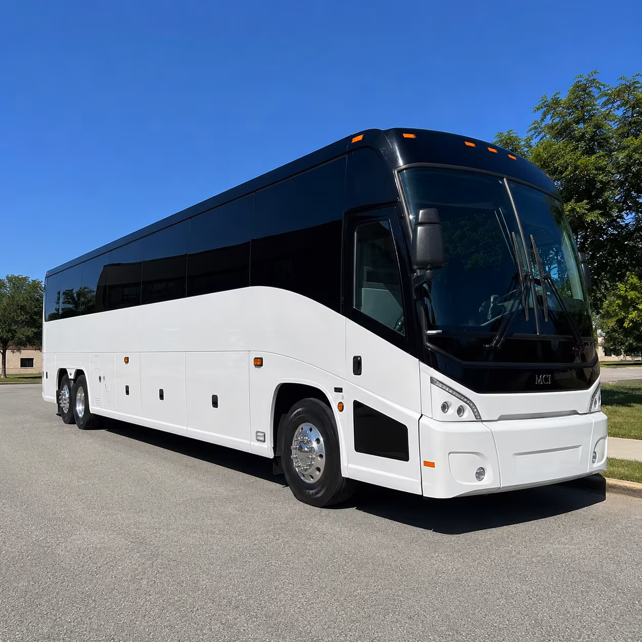lynchburg 40 passenger charter bus